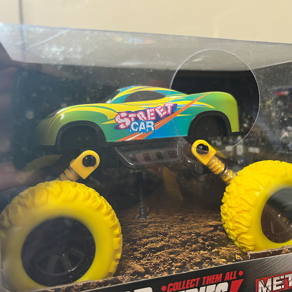 MEDIUM MONSTER TRUCK